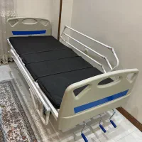 تخت بیمارستانی