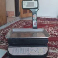 ترازو دیجیتال محک