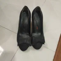 کفش ۳۷