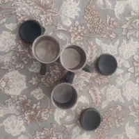 لیوان فلزی درب دار