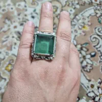 انگشتر زیبا و قدیمی