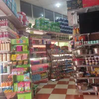 نیرو کار خانوم جهت فروشندگی و چیدمان اجناس