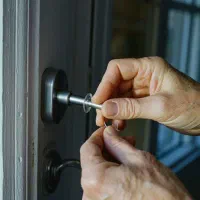 کلیدسازی سیار کل تهران کم تر از 10دیقه در محل