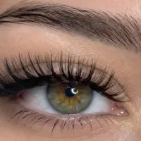 کاشت مژه