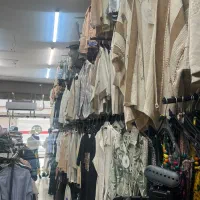 فروشنده لباس زنانه