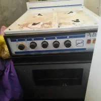 اجاق گاز قدیمی اما حسابی