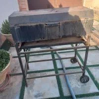 باربیکیو چرخ دار در حد نو