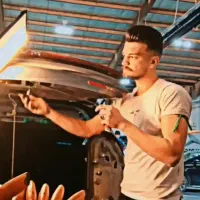 خدمات حرفه‌ای صافکاری PDR تضمینی