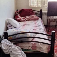 تخت اهنی