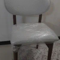 صندلی چوبی