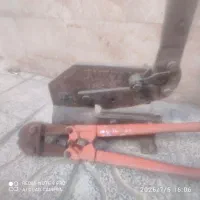 فروش یک عدد قیچی آهن بر ویک عدد قیچی ورق بر