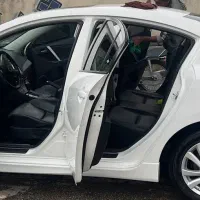 مزدا ۳ شخصی بدون رنگ و ضربه استثانایی
