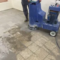کفسابی  سنگ سابی کفساب نماشویی در تهران