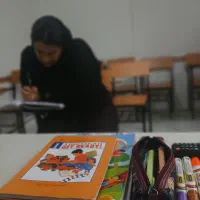 مدرس زبان انگلیسی در سطح کودکان و نوجوانان