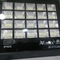 چراغ خورشیدی باغ و ویلا