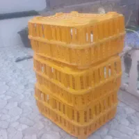 قفس حمل و نگهداری مرغ