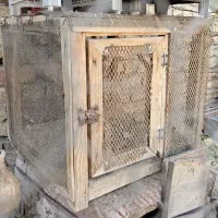 قفس چوبی محکم