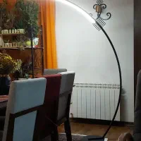 آباژور ایستاده هلالی