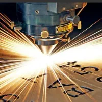 اپراتور لیزر CNC