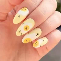 کاشت و ترمیم ناخن با قیمت ویژه