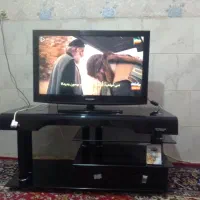 تلوزیون ومیز کاملا سالم