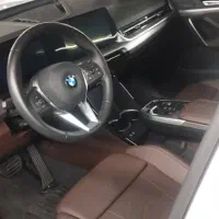 بی ام و x2