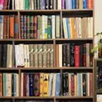 خریدو فروش کتاب وضایعات کاغذ،(کتابخانه شخصی)