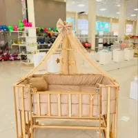 تخت کنار مادر (گهواره) آنجل لند