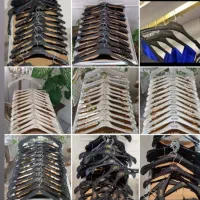 مانکن چوب کار لباس رگال آویز چوبکار رختی چوبلباسی