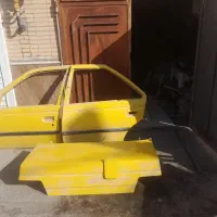 در تاکسی