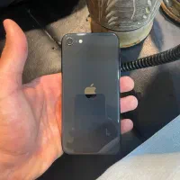 ایفون se 2020