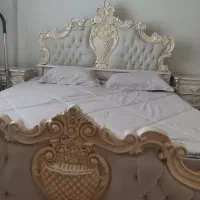 تخت دونفره چوبی