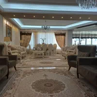 اجاره اپارتمان در خیابان دکتر حسابی 220 متر لوکس