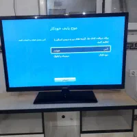 ال ای دی43اینج اصلی درحدنو فلشخورضمانت اینترنت دار