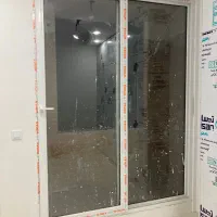 درب پی وی سی کشویی ویک عددپنجره پی وی سی