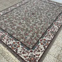 تعویض فرش نو با کهنه..