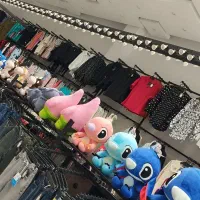 استخدام فروشنده خانم