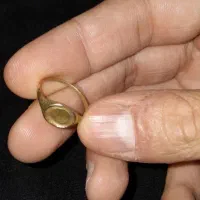 انگشتر عتیقه مال سال ۲۰۰۰ سال به بالا