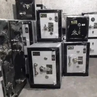 گاوصندوق درب سفید اثرانگشتی لمسی
