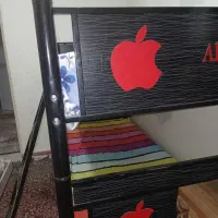 تختخواب دو طبقه بهمراه دو عدد تشک و دو کشوی بزرگ