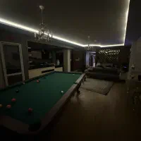 میز‌بیلیارد ۹ًفوت خانگی در حد نو  با سنگ‌۳ تیکه