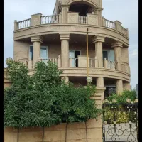 ویلا شهرکی تریبلکس 600متری 5خوابه استخردار بابلسر