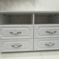 دراور سفید کلاسیک ۴کشو و‌۲ شلف  در حد نو