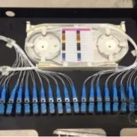 همکار فیوژن کار و کابل کش فیبرنوری