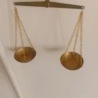 ترازوی عتیقه