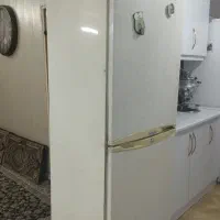 یخچال فریزر سفید تک قلو