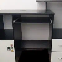 میز تحریر / کامپیوتر
