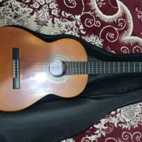 فروش گیتار درحدنو صدای عالی
