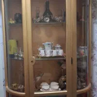 بوفه تمام شیشه بزرگ‌