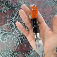 چاقو|کلکسیون اشیاء عتیقه|مراغه, |دیوار